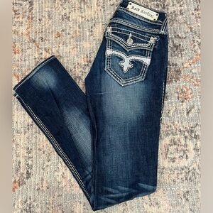 Women’s straight leg jeans!